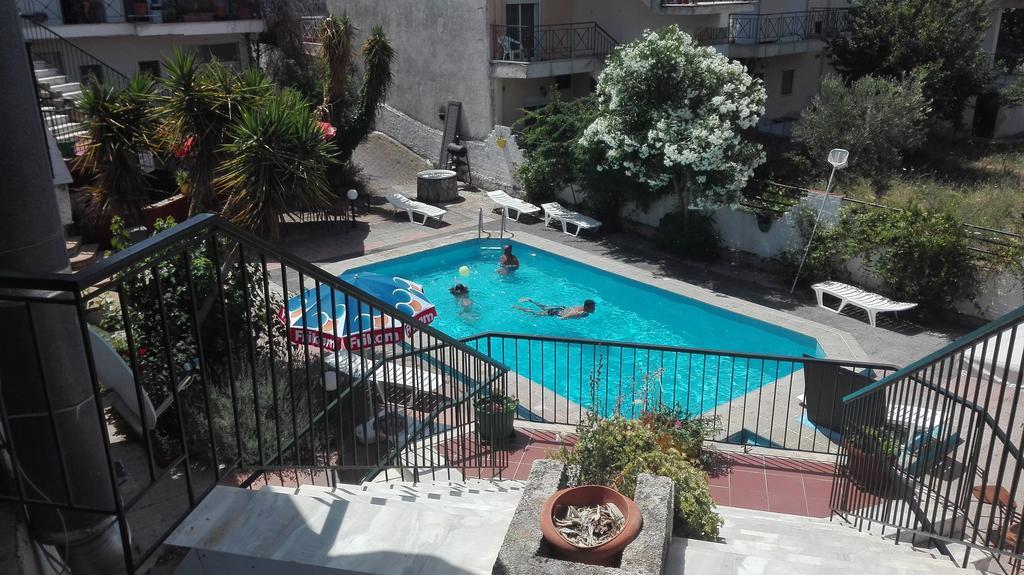 Star Apartment Kallithea  Екстер'єр фото